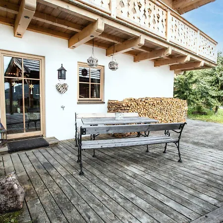 2 By Interhome *